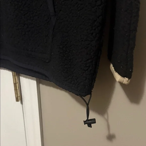 🖤 **J.Crew Polartec® Fleece Half-Zip Pullover – Black w/ Tan Trim (XS)** 🤍 - Picture 5 of 10